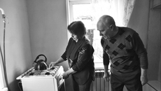 Льготные категории граждан в Новосибирской области могут воспользоваться субсидией до 100 тысяч рублей на покупку и установку газоиспользующего оборудования и проведение работ внутри границ их земельных участков. Всем жителям региона также доступен льготный кредит до 200 тысяч рублей на установку внутридомового газового оборудования. «Жителями региона подано более 27 тысяч заявок на догазификацию, но этого недостаточно, мы планируем подключить 60 тысяч домовладений. Я призываю граждан активнее подавать заявки: государством расширены меры финансовой поддержки», — подчеркнул министр ЖКХ и энергетики области Денис Архипов.