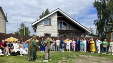Социальные предприниматели, люди веселые и творческие, свой профессиональный праздник отметили импровизированным представлением. Фото предоставлено пресс-службой министерства промышленности, торговли и развития предпринимательства Новосибирской области