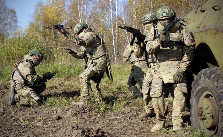С участниками проекта занимаются лучшие инструкторы Российской Федерации по тактической медицине, разведке, минному делу. Фото: nso.ru