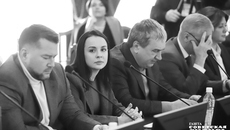 Депутаты поддержали предложение предоставить Почте России налоговые льготы, но поможет ли эта мера? Инвестиционный налоговый вычет, предоставленный полтора года назад ресурсоснабжающим организациям, увы, не уберег жителей столицы Сибири от коммунального коллапса. Фото: Андрей Заржецкий