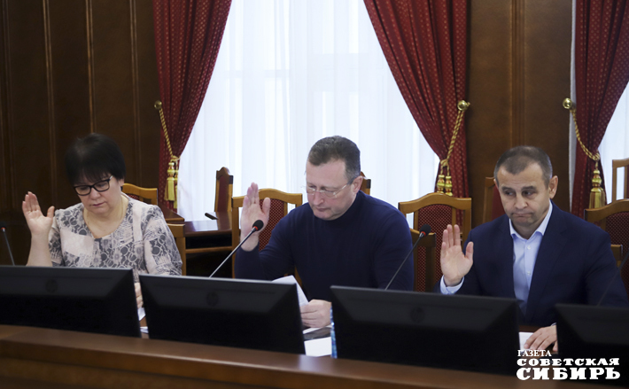 Члены комитета по культуре регионального парламента единодушно поддержали инициативу тульских коллег — если предлагаемый законопроект примет Госдума, то 1 июля мы будем отмечать День ветеранов боевых действий. Фото: Андрей Заржецкий