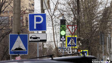 Одна из основных причин ДТП — нарушение требований сигнала светофора. Фото: Андрей Заржецкий