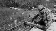 В 2024 году по национальному проекту «Безопасные качественные дороги» в Новосибирской области запланировано привести в нормативное состояние 241 километр дорог и 2,1 тысячи погонных метров мостов. Всего предполагается провести дорожные работы на 99 объектах. Фото: Светлана Фролова