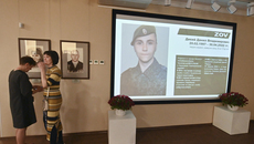 Сначала выставка разместилась в Сибирской мемориальной картинной галерее, сейчас находится в парке «Россия — моя история», затем ее можно будет посетить в районах области. Фото предоставлено Мариной Федуловой
