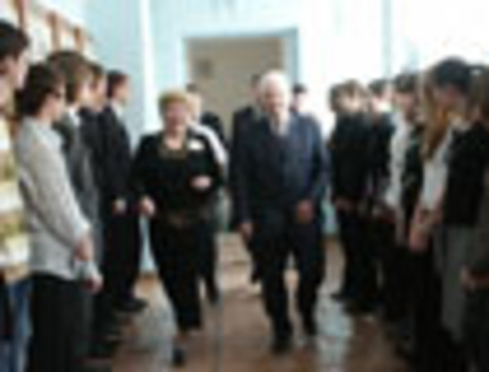 081-09.jpg