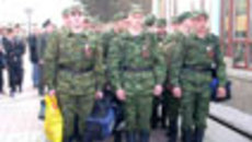 081-02.jpg