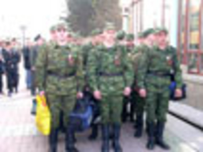 081-02.jpg