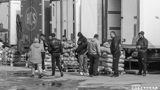 Хилокский рынок и прилегающие к нему территории — хорошо известное правоохранительным органам место компактного проживания иностранных граждан. Увы, многие из них находятся у нас нелегально. Фото: Андрей Заржецкий