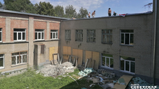 Капитальный ремонт идет в обеих частях здания общей площадью 6,4 тысячи квадратных метров. Фото: Светлана Фролова