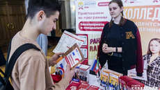 В Новосибирской области растет спрос молодежи на получение образования по специальностям, связанным с информационными технологиями и машиностроением. Фото: Андрей Заржецкий