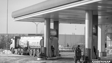Чтобы получить общую стартовую информацию об автозаправочных станциях, которые находятся в Новосибирске, депутатам потребовался почти год. Фото: Андрей Заржецкий
