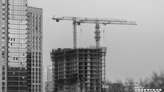 Новостроек в столице Сибири немало, но рекордов 2023 и 2024 годов ждать не стоит: с отменой льготной ипотеки застройщиков ждут непростые времена. Фото: Андрей Заржецкий