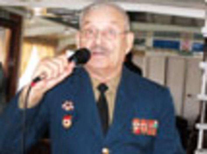 089-03.jpg