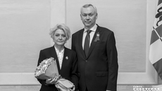 Для заместителя главного врача Новосибирской областной клинической больницы Олеси Чайки присвоение звания «Заслуженный врач Российской Федерации» стало поводом для большой радости и гордости, в том числе за профессионализм всего коллектива. Фото: Андрей Заржецкий