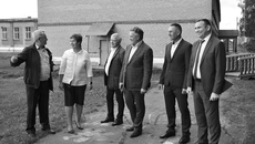 Напомним, целевые региональные программы «Школьное окно» и «Школьная кровля», которые доказали свою эффективность, в том числе и по энергосбережению, в Новосибирской области стартовали по инициативе депутатов Законодательного собрания. Они получили поддержку главы региона и продолжаются в настоящее время. Фото: zsnso.ru