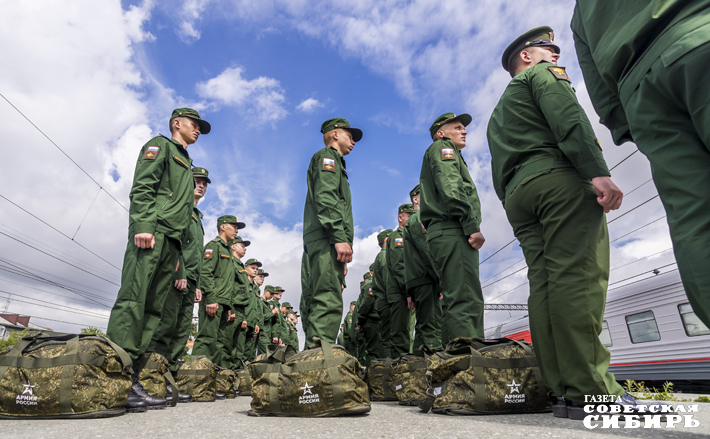 Осенью прошлого года в ряды Вооруженных Сил Российской Федерации из Новосибирской области отправилось 2500 новобранцев. Фото: Андрей Заржецкий