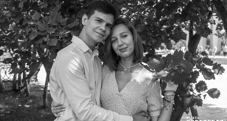 Анастасия Гуляева и Станислав Порошин встретились на сайте знакомств. А узнали, насколько похожи, только при личном общении. Фото: Андрей Заржецкий