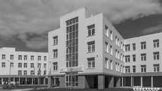 Поликлиника на улице Пролетарской площадью более 11 тысяч квадратных метров вмещает взрослое и детское отделения, травмпункт и женскую консультацию. Она может принять более 900 человек в смену. Фото: Андрей Заржецкий