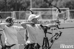 Вес лука для стрельбы  без аксессуаров составляет около 1,5–2 кг. С тетивой, прицелом и стабилизаторами – уже 3,5–4,5 кг. Чтобы тягать вверх этот спортинвентарь, спортсменам нужны крепкие руки, поэтому кроме секции они посещают тренажерные залы. Во время соревнований некоторые лучники дополнительно нагружают луки специальными грузами, чтобы балансировать их. Фото: Андрей Заржецкий