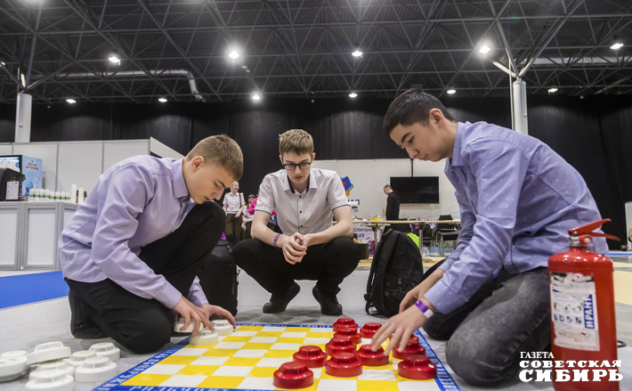 В этом году «Учебную Сибирь» посетили больше 15 тысяч гостей. Фото: Андрей Заржецкий