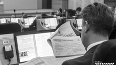 Столь проблематичного бюджета региона не припоминают и парламентские старожилы — депутатам Законодательного собрания было что обсудить. Но, несмотря на все дискуссии, они проголосовали за проект главного финансового документа единогласно. Фото: Андрей Заржецкий