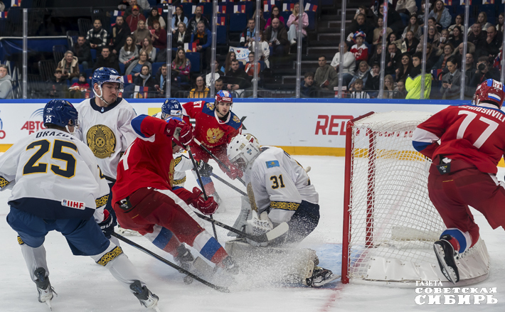 Поддержка сборной России была ошеломляющей, а на турнире по хоккею 3х3 был установлен рекорд посещаемости «Сибирь-Арены». Фото: Андрей Заржецкий