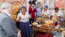 На сегодня уже проведено две ярмарки и три гастрофестиваля, в том числе в отдаленных районах Новосибирской области — «В Сибири — есть!», а также в Кыштовском и Баганском. Фото: Андрей Заржецкий